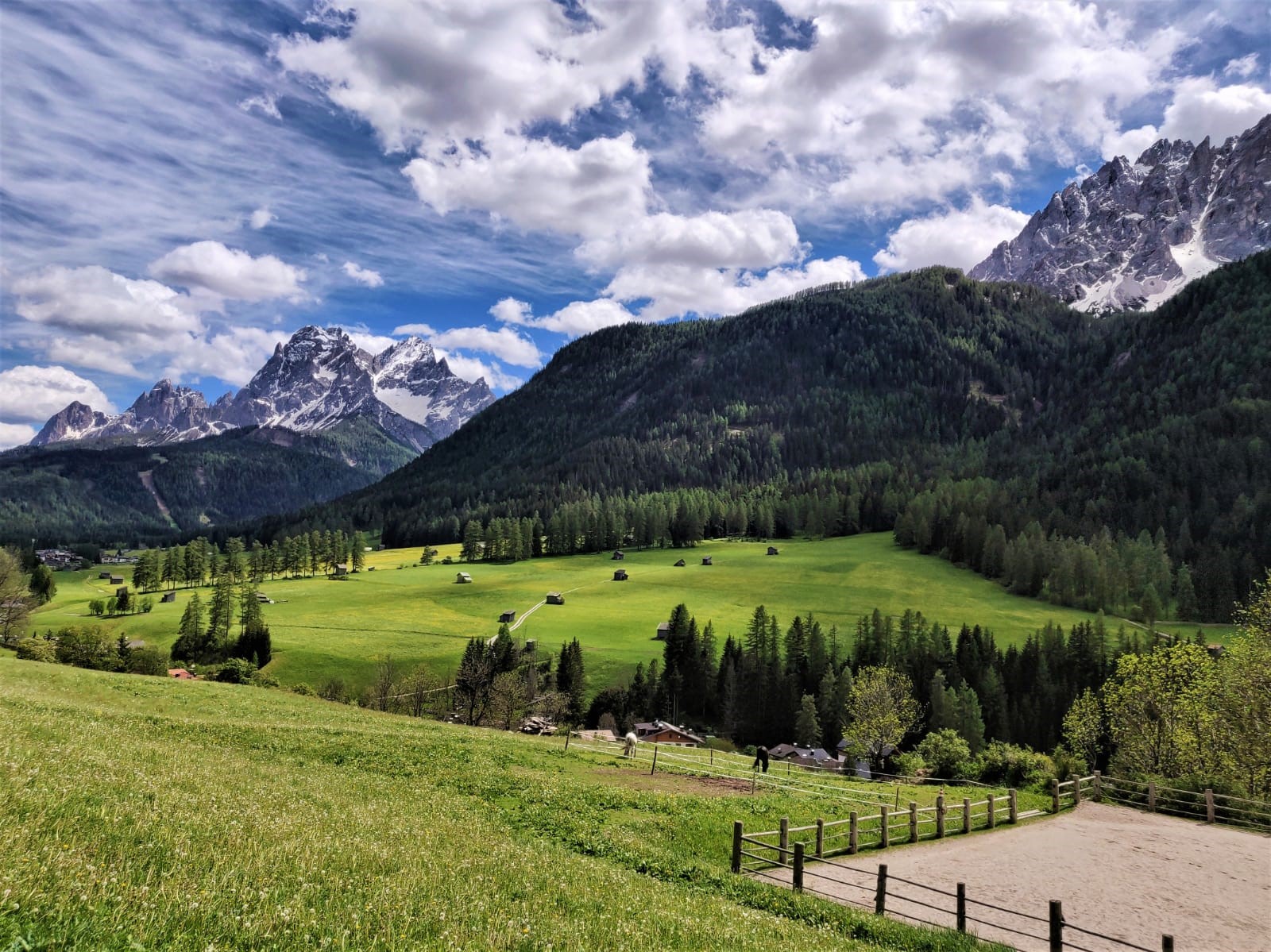 Right in the heart of the Sesto Dolomites